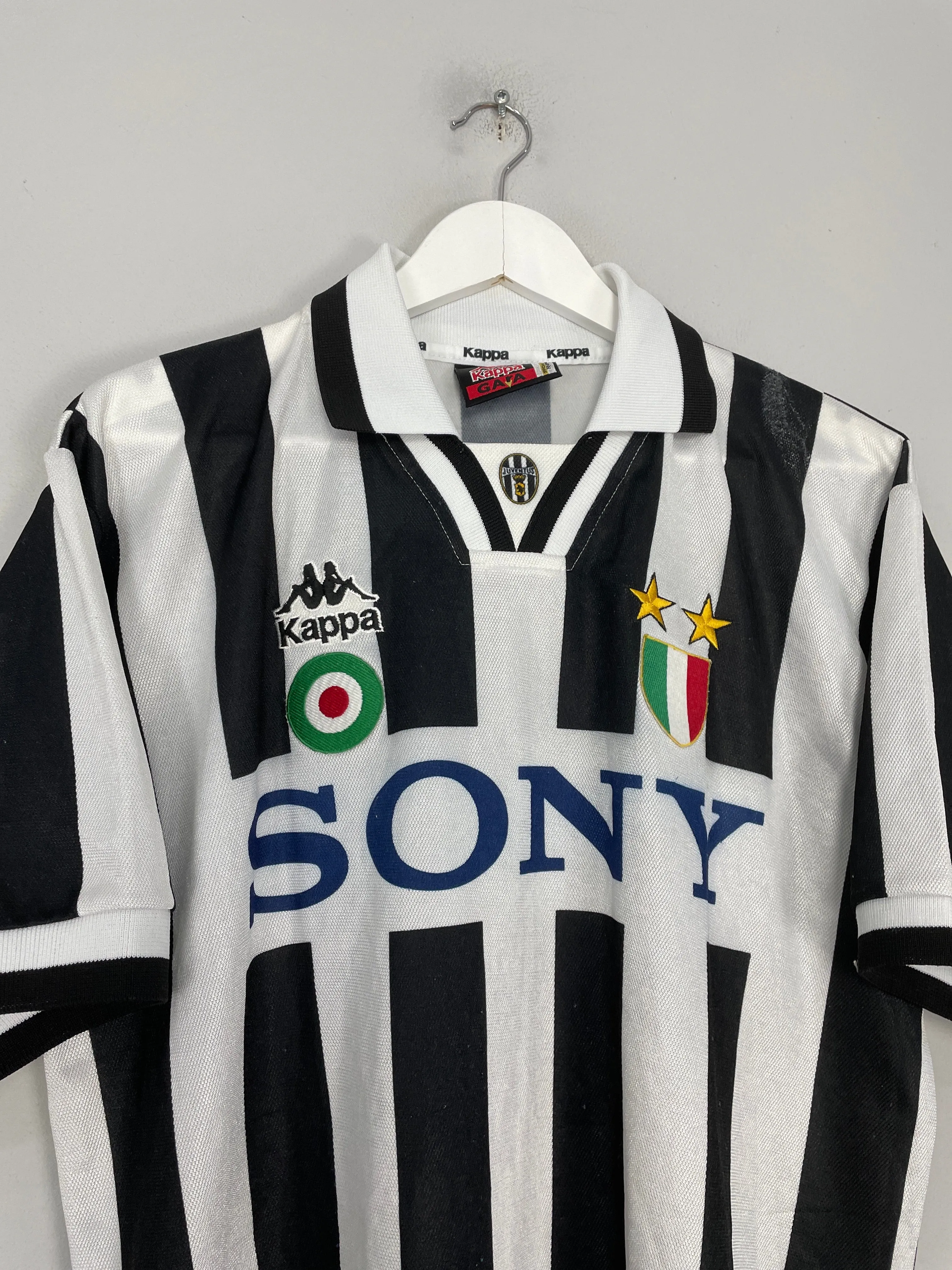 1995/97 JUVENTUS HOME SHIRT (L) KAPPA