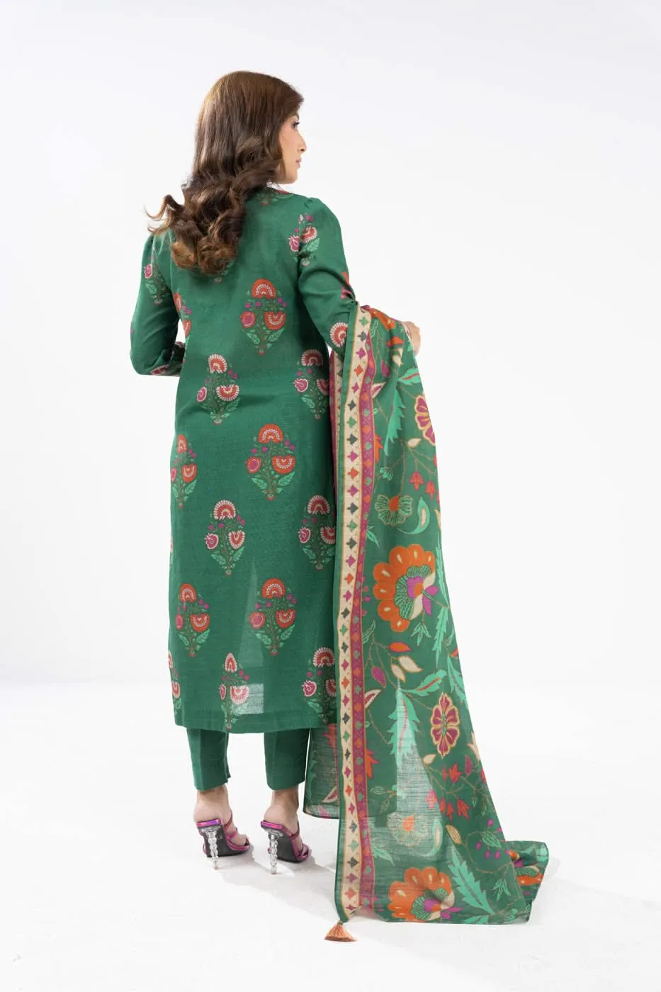 2 Piece Printed Khaddar Suit With Khaddar Dupatta