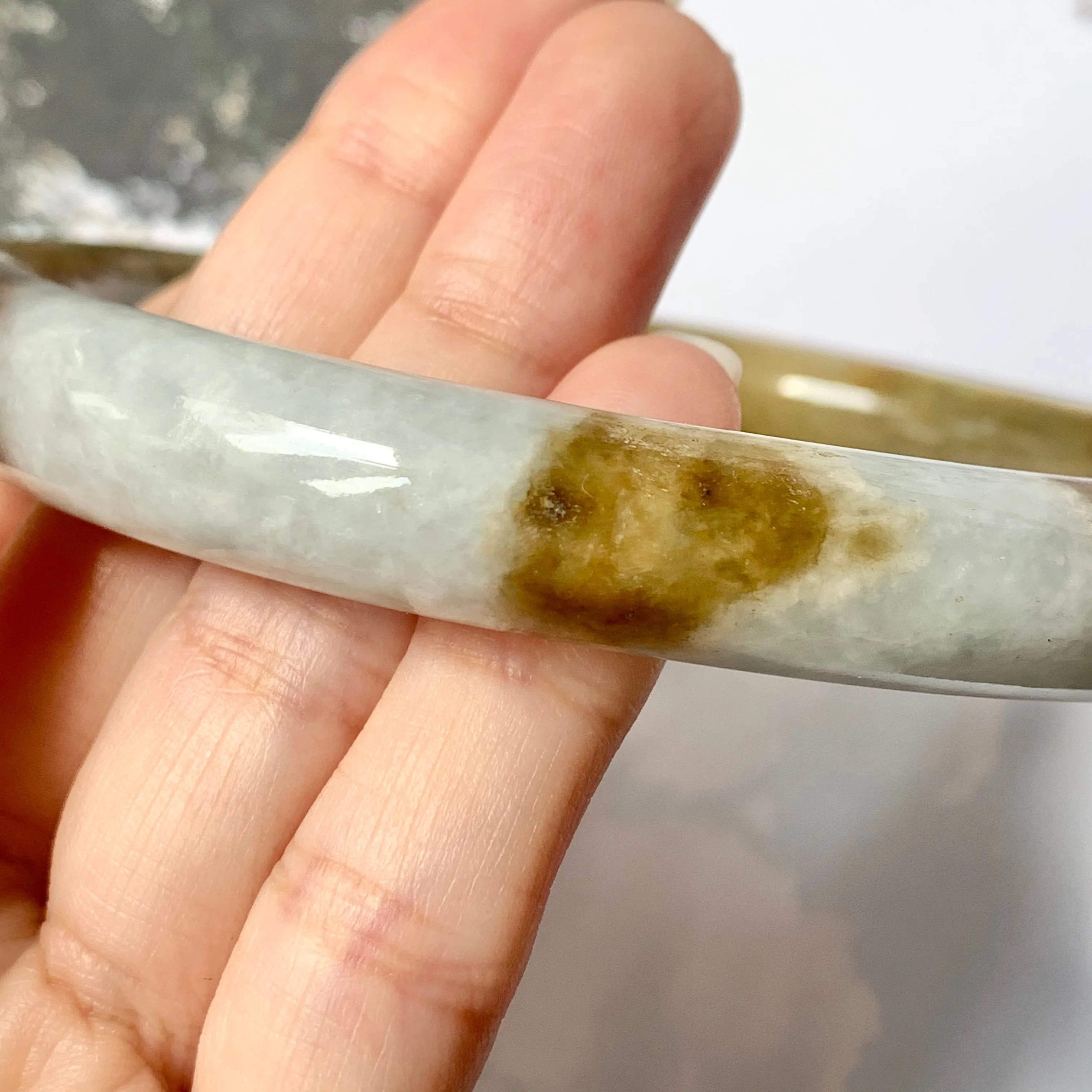 83.8mm A-Grade Natural White Yellow Jadeite Traditional Round Bangle No.151763