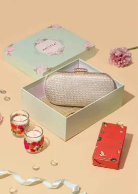 Am-bc-0723-0004champagne_box_clutch