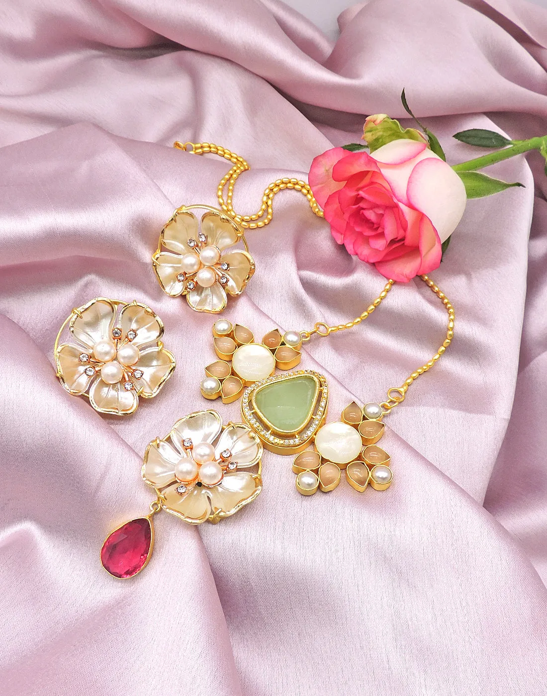 Crystal & Monalisa Necklace