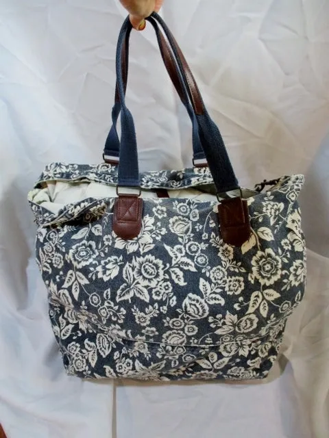 GAP Floral Canvas Tote Bag Purse Carryall Beach Book Crossbody BLUE WHITE